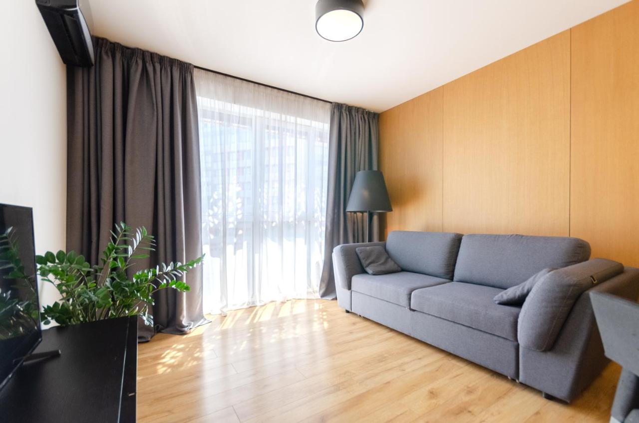 Apartment Petrovdom In Stylish At Rc