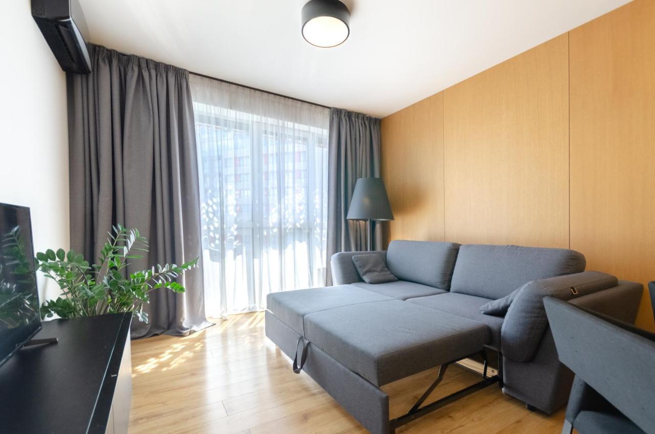Apartment Petrovdom In Stylish At Rc