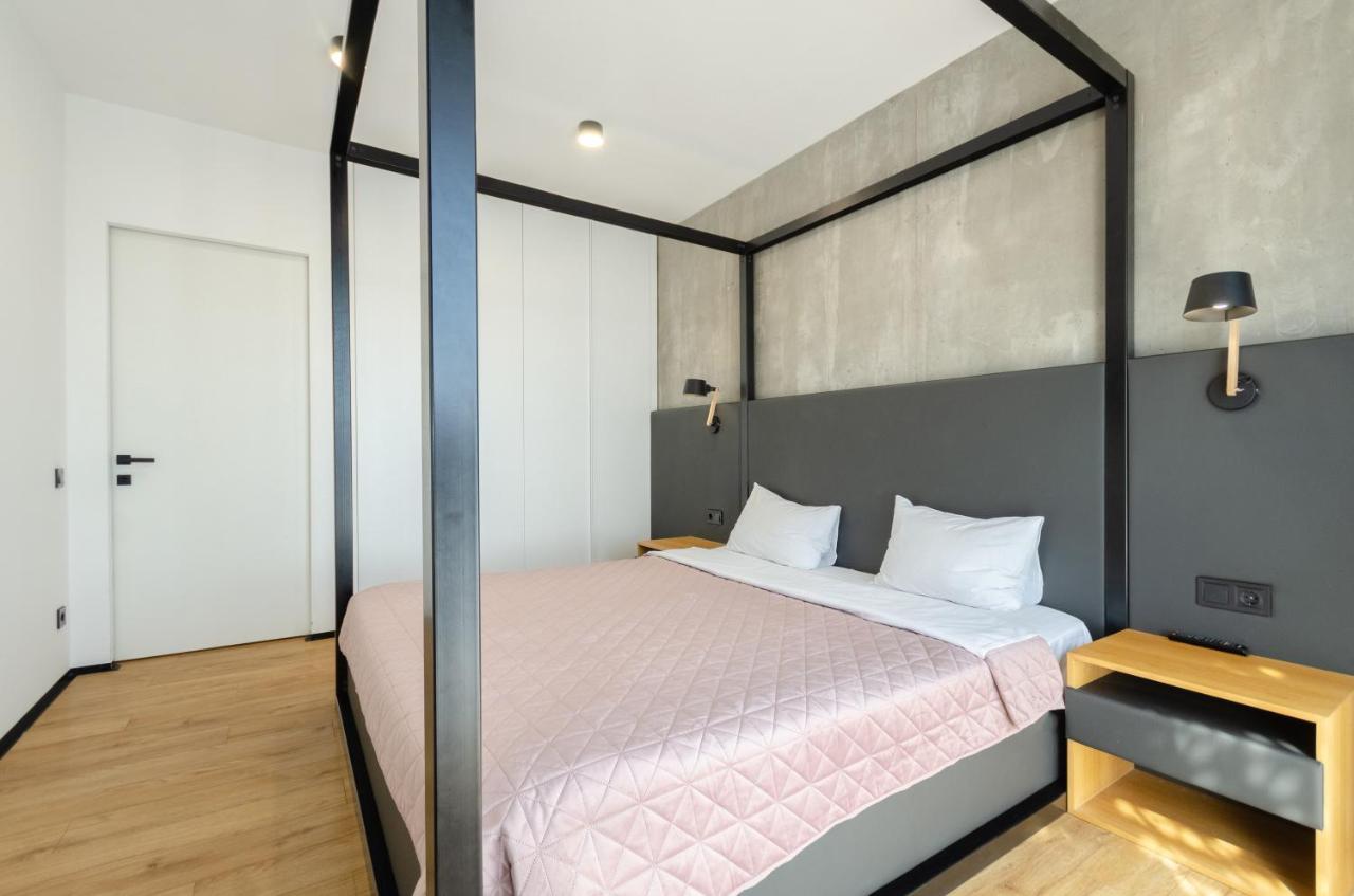 Petrovdom In Stylish At Rc Apartment