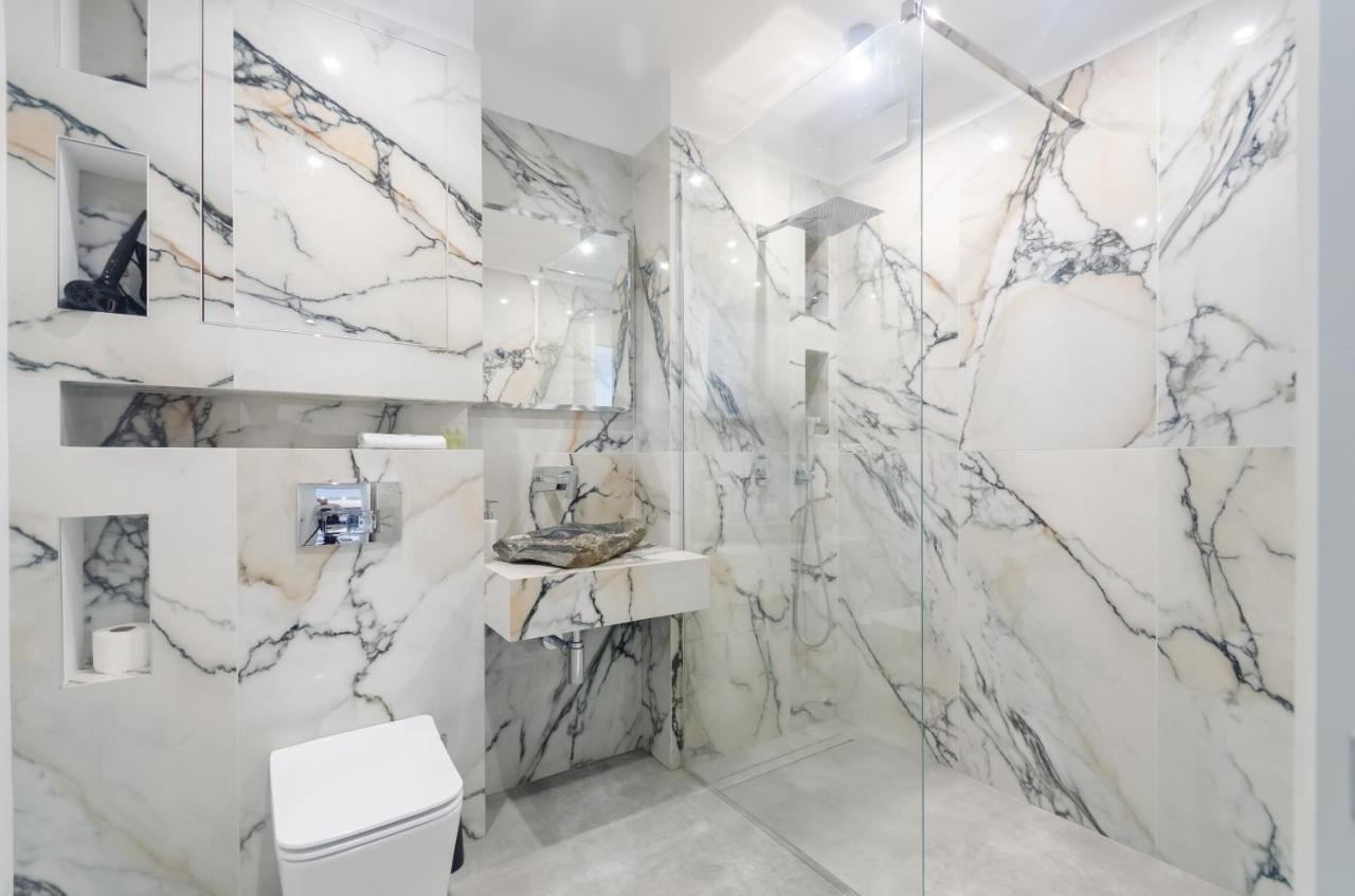 Petrovdom In Stylish At Rc Apartment