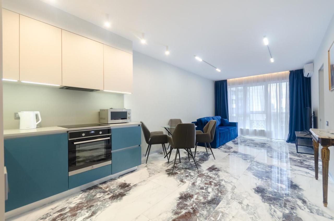 Apartment Petrovdom In Stylish At Rc Kyiv
